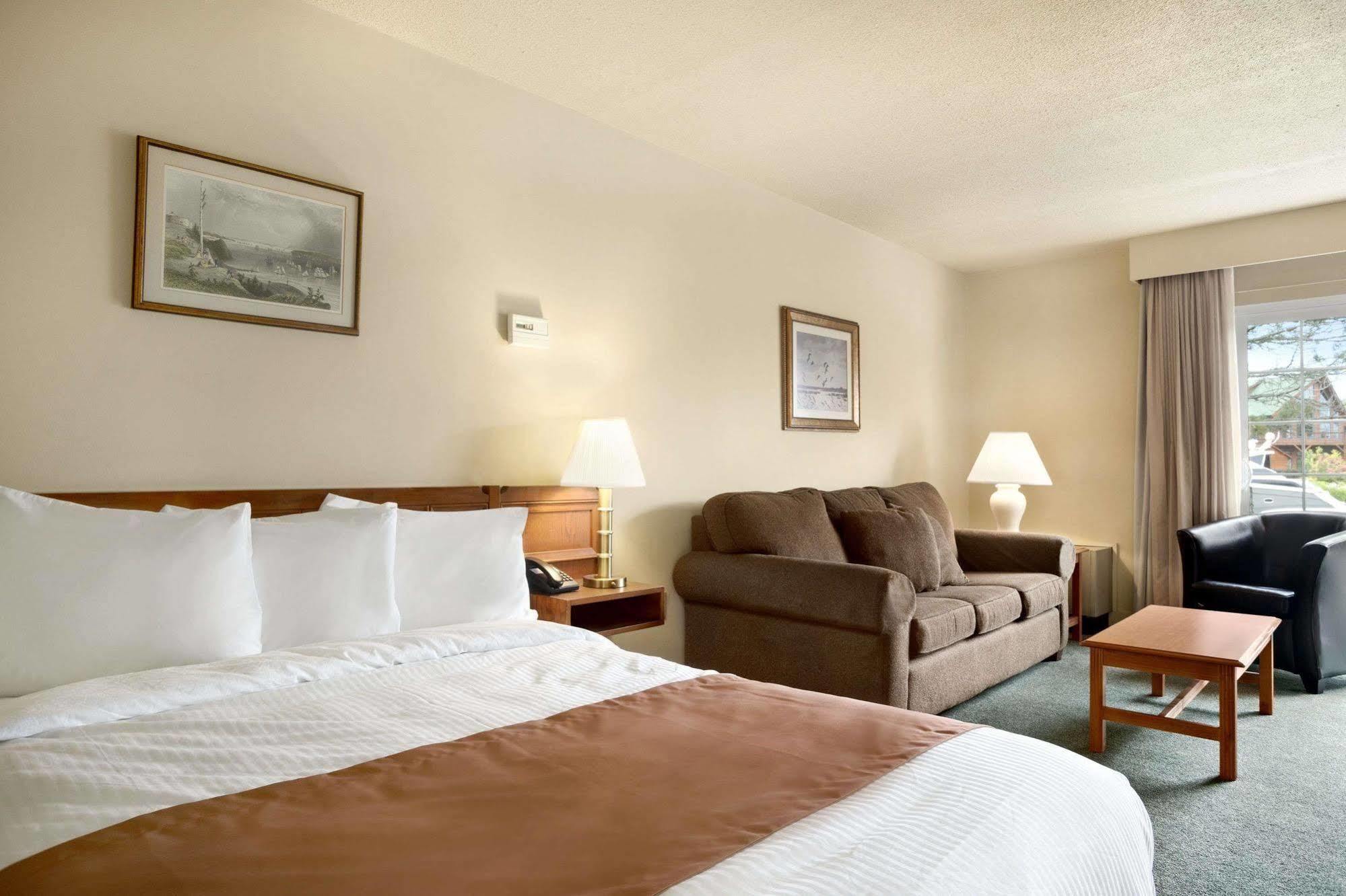 Lagoon Harbour Resort & Hotel Orillia Exterior foto